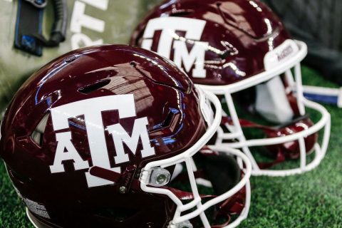 DL Hicks, No. 17 overall recruit, commits to A&M