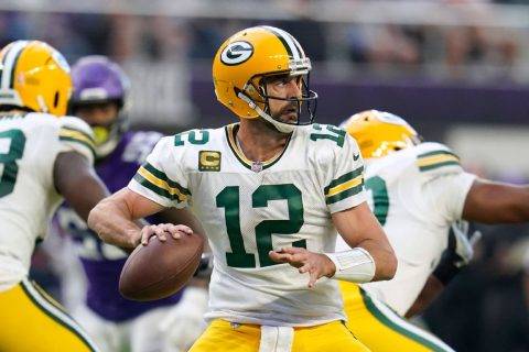 Rodgers: Got to play same way while WRs learn