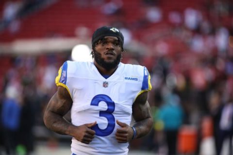 RB Akers sidelined as Rams search for trade