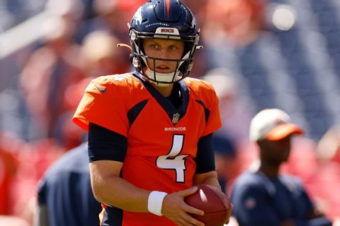 Broncos QB Rypien gets reps with Wilson limited