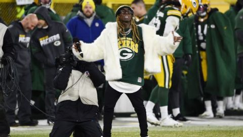 ‘RIP to the season’: Lil Wayne celebrates LSU win, calls out Aaron Rodgers on Twitter