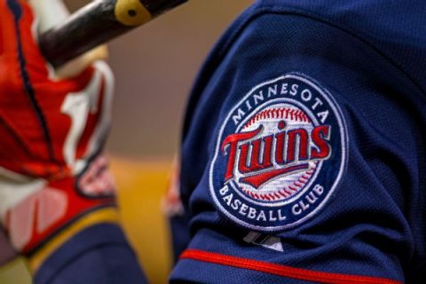 Twins break MLB record for home runs on road