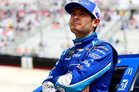 Larson reinstated to compete in NASCAR in 2021