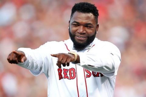Red Sox, fans rally around Ortiz after shooting