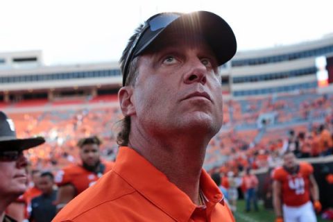 Oklahoma St.’s Gundy sorry for virus comments