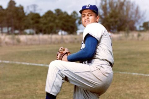 Former Dodgers pitching great Newcombe dies