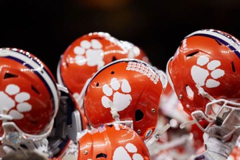 Clemson promotes Streeter, Goodwin to OC, DC