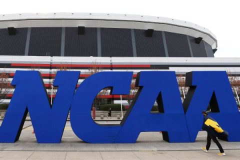 NCAA votes to give extra year to D-I fall athletes