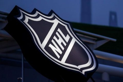 NHL back on ESPN with 7-year multiplatform deal