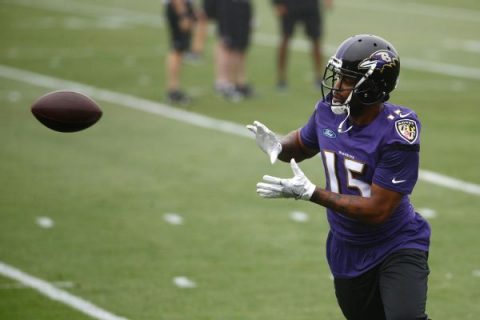 Ravens release WR Crabtree after one season