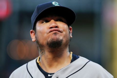 Day after rocking by Red Sox, King Felix to IL