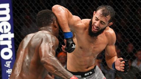 Reyes needs to use stand-up to his advantage against Weidman