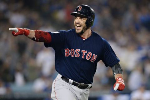 Red Sox bring back Series MVP Pearce for 2019