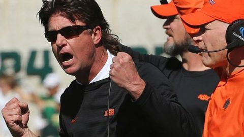 ‘Wrestling is mental toughness’: Mike Gundy’s secret weapon for the Oklahoma State defense