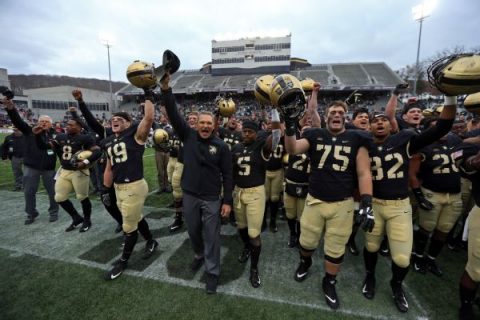 Army marches into AP poll for 1st time since ’96