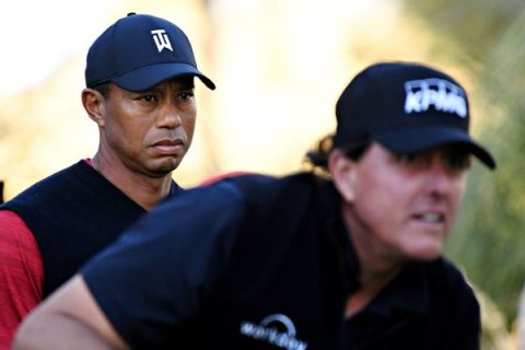 Win by ‘extraordinary’ Mickelson motivates Tiger