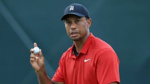 Can Tiger Woods get to No. 1 again?