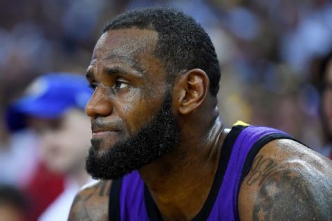 LeBron still day-to-day with groin injury after MRI