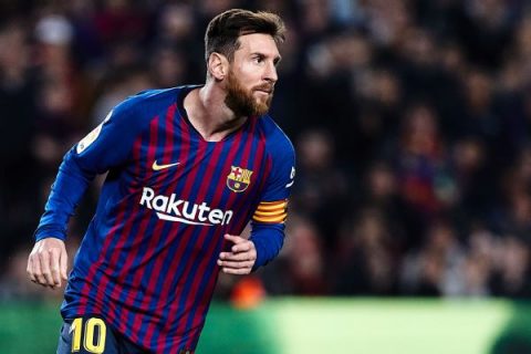 Messi first ever to score 400 La Liga goals