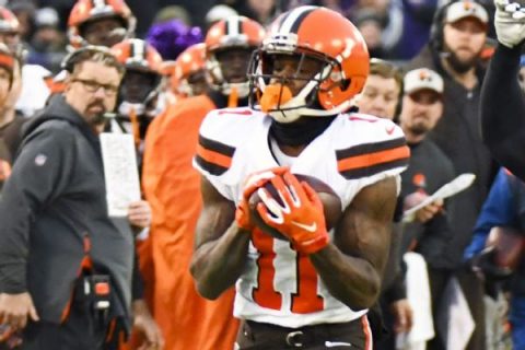 Browns cut Callaway; WR facing 2nd suspension