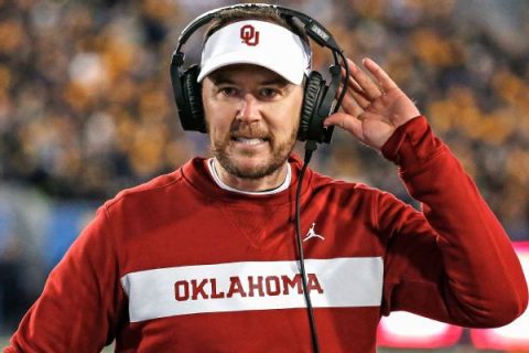 Sooners reward Riley with lucrative new contract