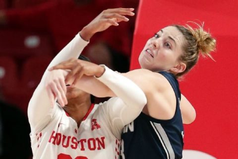 UConn bounces back with win over Houston