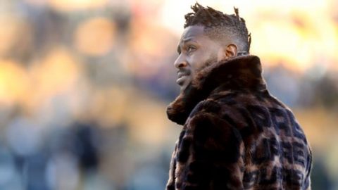 49ers have much to consider in potential pursuit of Antonio Brown