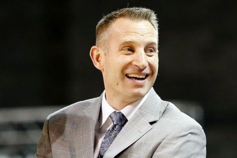 Alabama hires Buffalo’s Oats as head coach