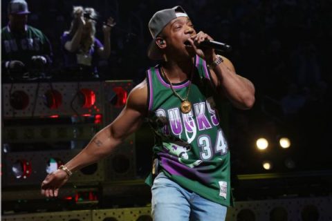 Ja Rule taking heat after halftime show issues