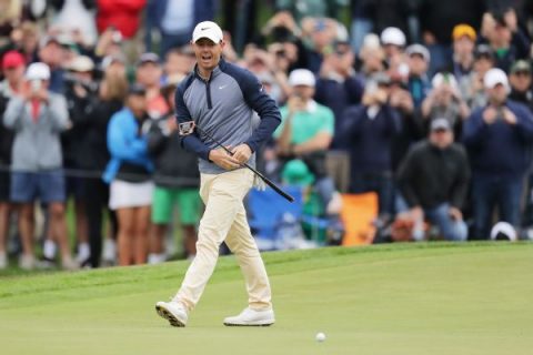 McIlroy holds off Furyk to snag Players victory