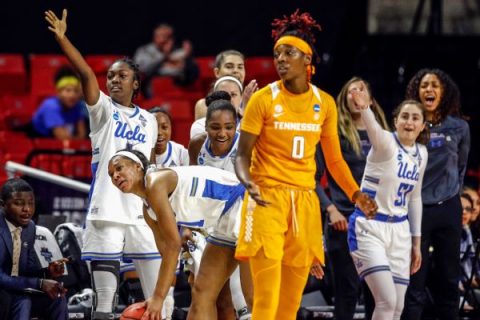 Tennessee’s disappointing season ends in first round