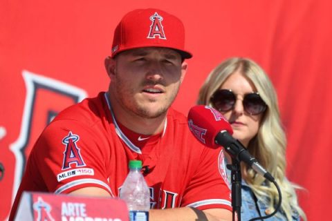 Trout: I ‘never’ thought about leaving Angels