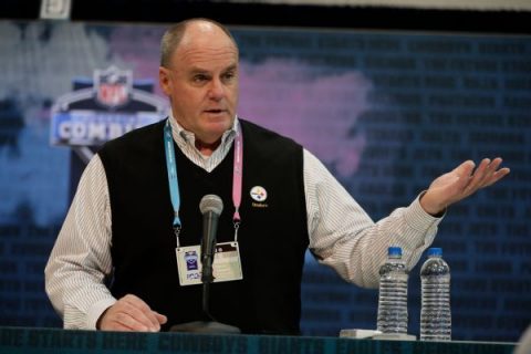 Steelers GM Colbert stepping down after draft