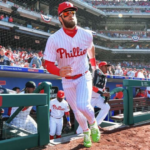 Harper hitless in debut, but Phils roll past Braves