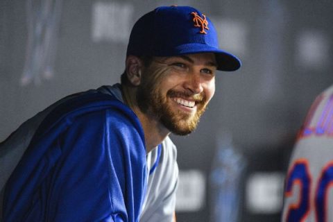 DeGrom 7th in NL to win 2 straight Cy Youngs