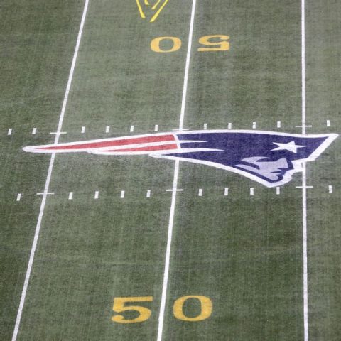 NFL moves Broncos-Pats game to Monday at 5