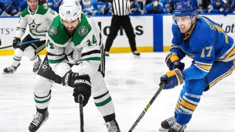 Follow live: Stars, Blues square off in Game 3