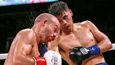 Roman defeats Doheny, unifies two junior featherweight world titles