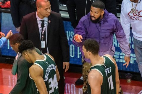 Giannis’ ex-agent blasts Drake for trolling ways