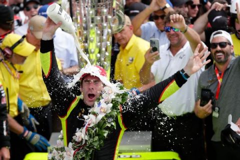 Pagenaud holds off Rossi to win 103rd Indy 500