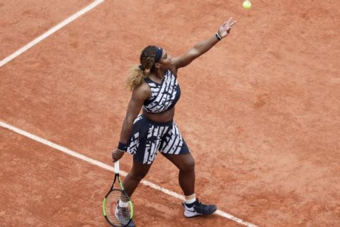 Serena’s outfit, game make statement in Paris