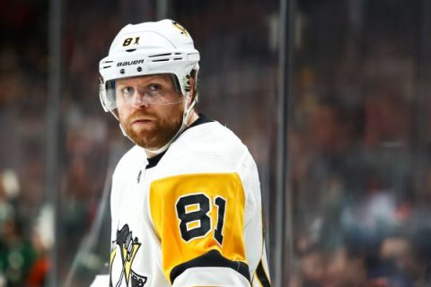 Penguins trade Kessel to Coyotes for Galchenyuk