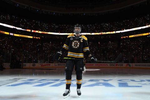 Chara in for Bruins despite reported broken jaw