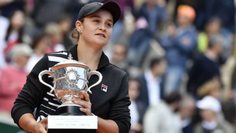 On her terms and timeline, Ashleigh Barty climbs to top at French Open