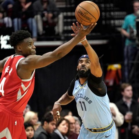 Sources: Conley sent to Jazz for 3 players, picks