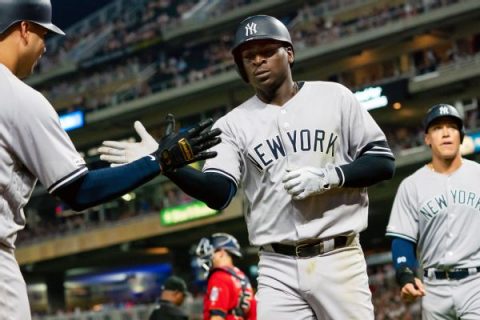 Yankees don’t give qualifying offer to Gregorius