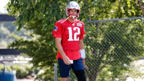 Tom Brady’s extension reflects his priorities, rare trust with Patriots