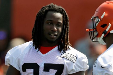 RB Hunt cited for speeding; weed found in car