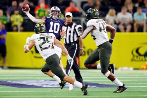Auburn moves into AP’s top 10 after Oregon win
