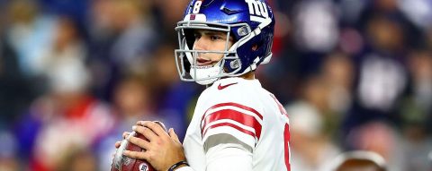 Follow live: Giants look to end to Patriots’ 18-game home win streak